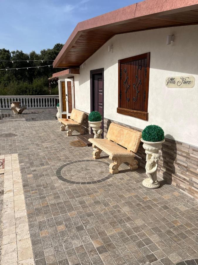 Villa Fiore - Piscina E Idromassaggio 伊特里 外观 照片
