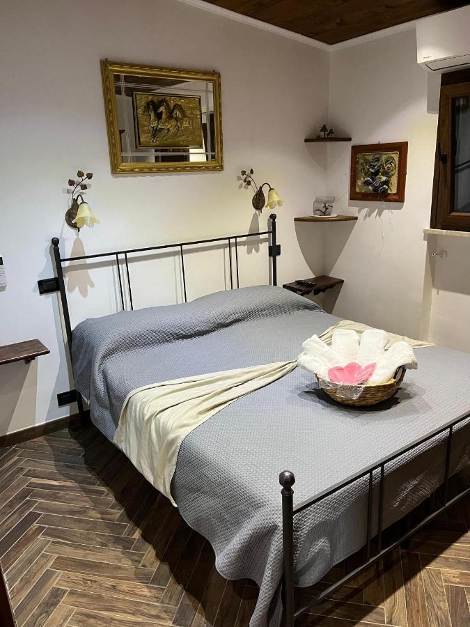 Villa Fiore - Piscina E Idromassaggio 伊特里 外观 照片