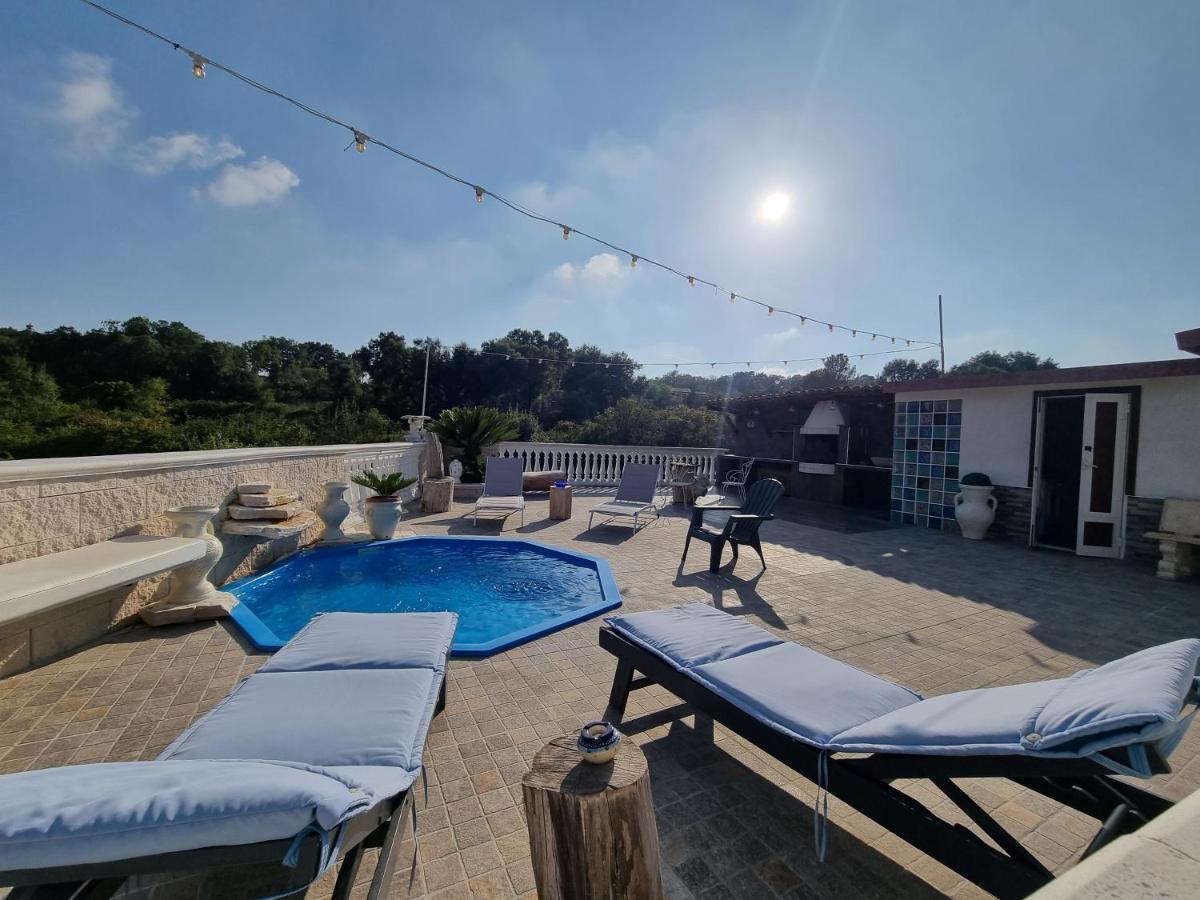Villa Fiore - Piscina E Idromassaggio 伊特里 外观 照片