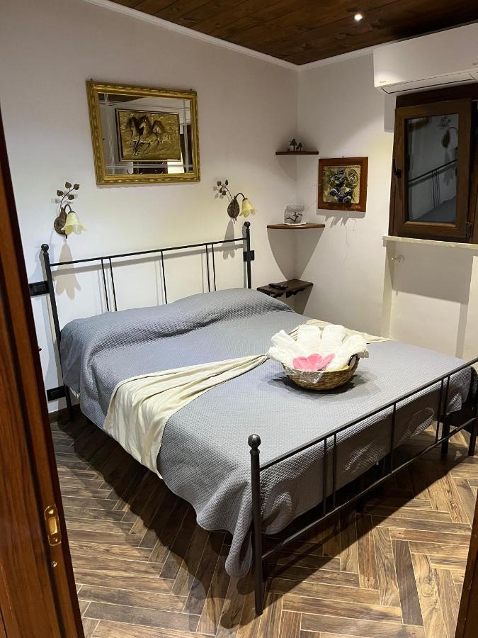 Villa Fiore - Piscina E Idromassaggio 伊特里 外观 照片