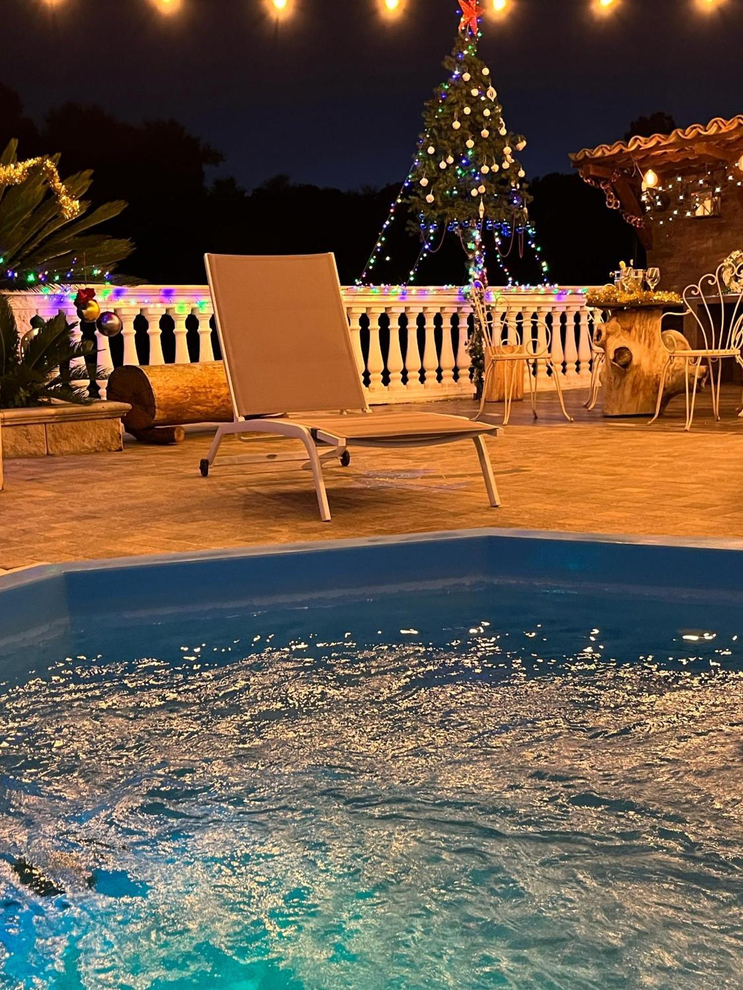 Villa Fiore - Piscina E Idromassaggio 伊特里 外观 照片